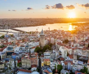Istanbul - Medina Travel